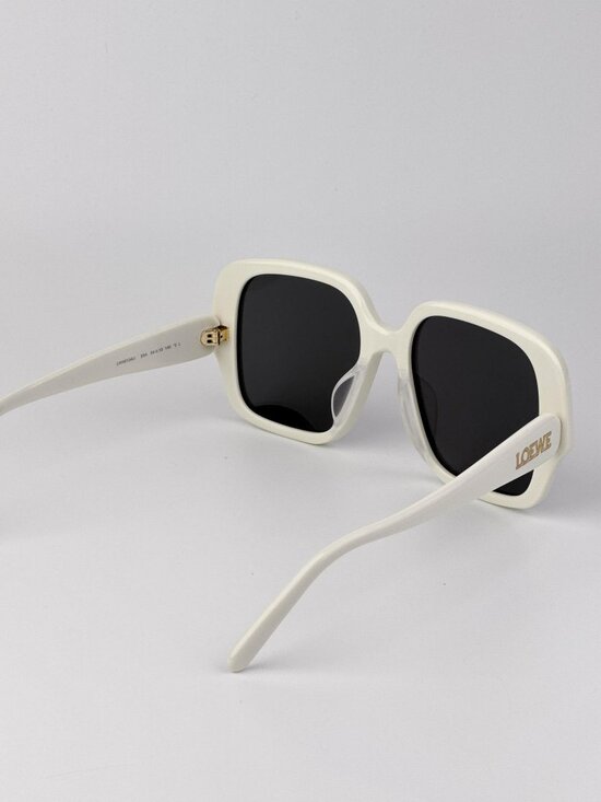 Loewe Women Sunglasses – Ivory Smoke Square (LW40134U 25A) – New & Authentic main image 4